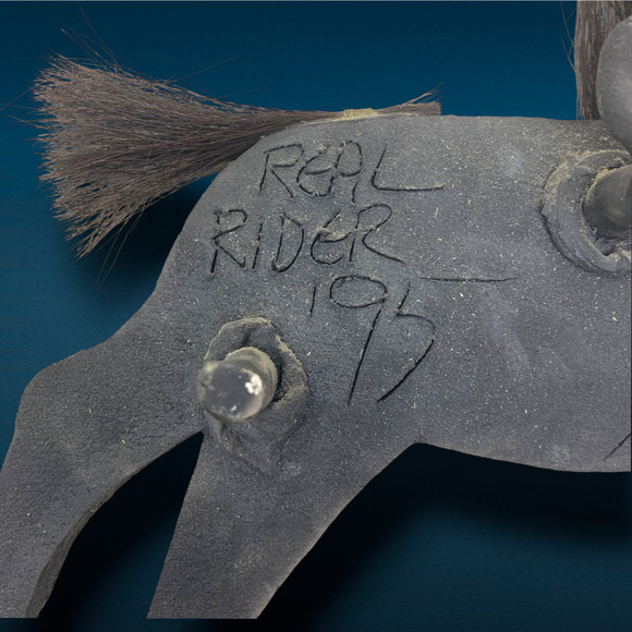 Vintage 1995 Native American Pawnee Austin Real Rider Sioux Pony Pottery Decor - Picture 5 of 8